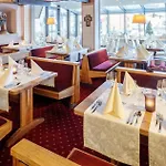Alpina Ξενοδοχείο 4*