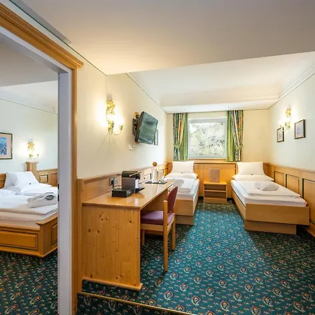 Alpina Hotel 4*