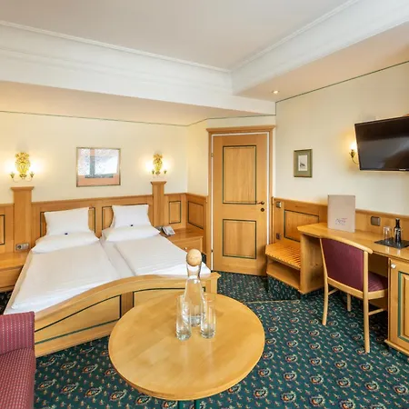 Hotel Alpina