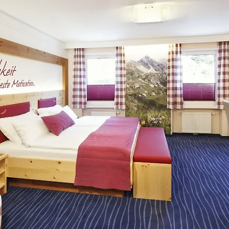 Alpina Hotel